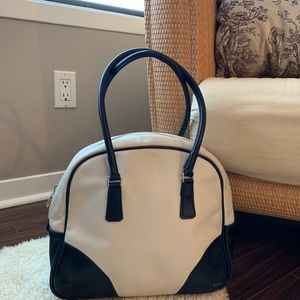 Vintage loved Roots bowling bag in leather